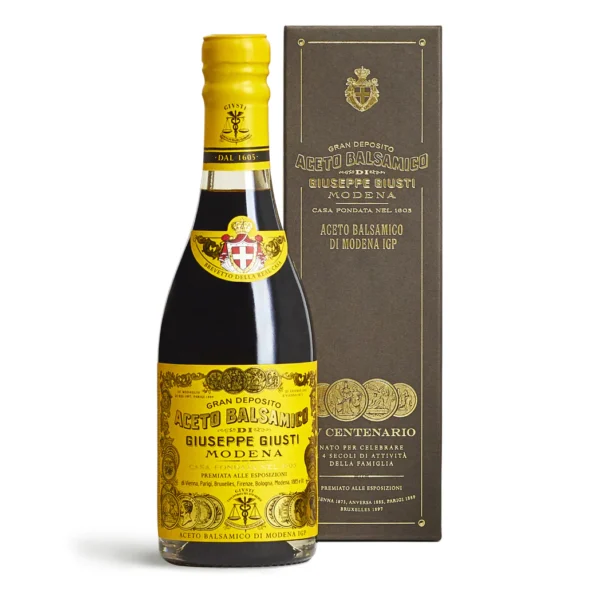 giusti-red-4-golden-medals-aceto-balsamico-geel-etiket